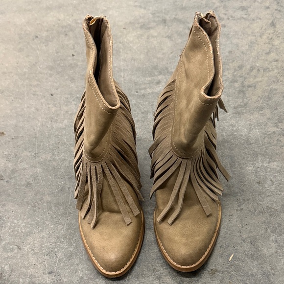 Very Volatile Tan Fringe Heeled Boots - Picture 1 of 5